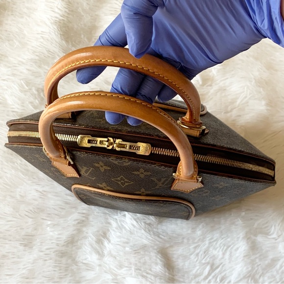 Authentic LV Monogram Ellipse PM with dustbag - Picture 13 of 17